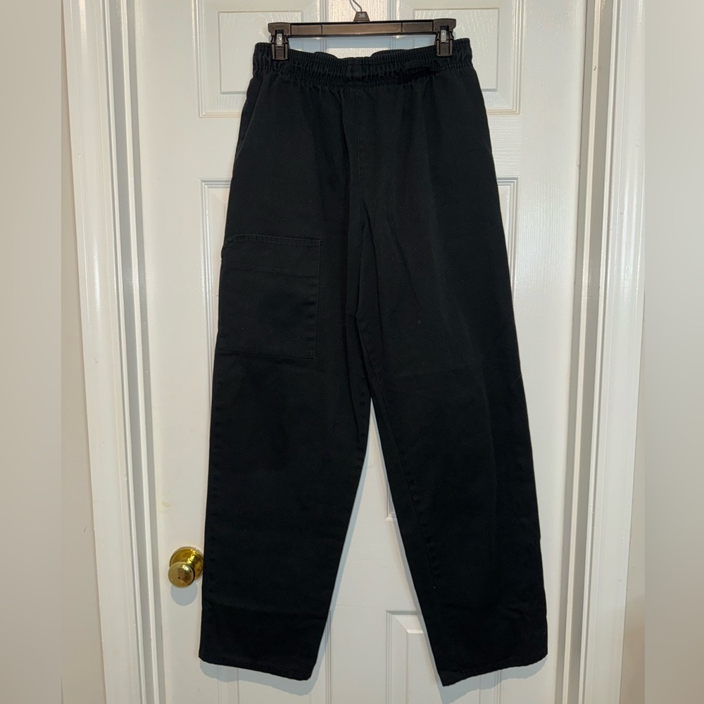 Uncommon Black Scrubs with Elastic Waistband. Size M